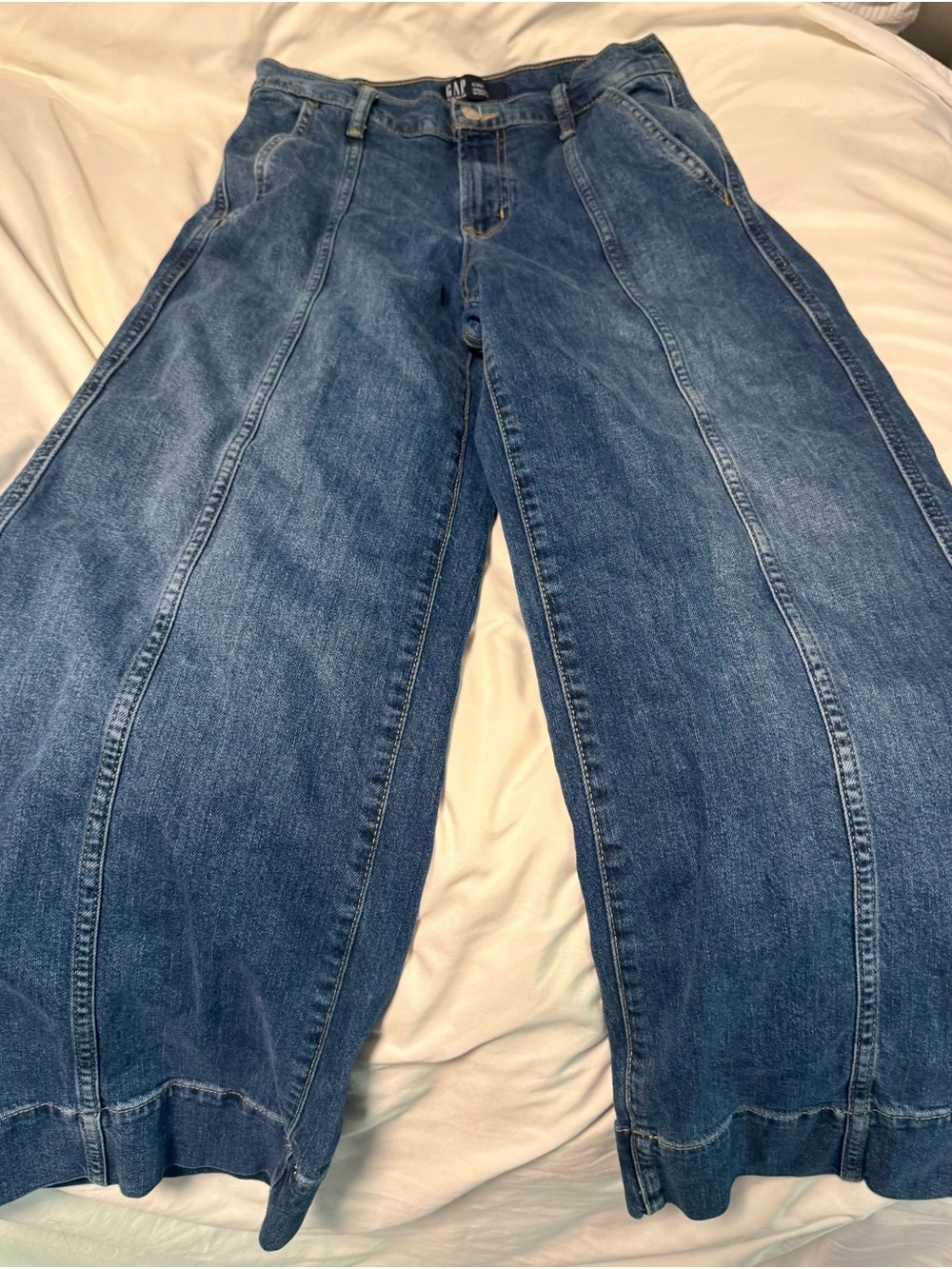 GAP Wide-Leg Flare Jeans in Medium Blue